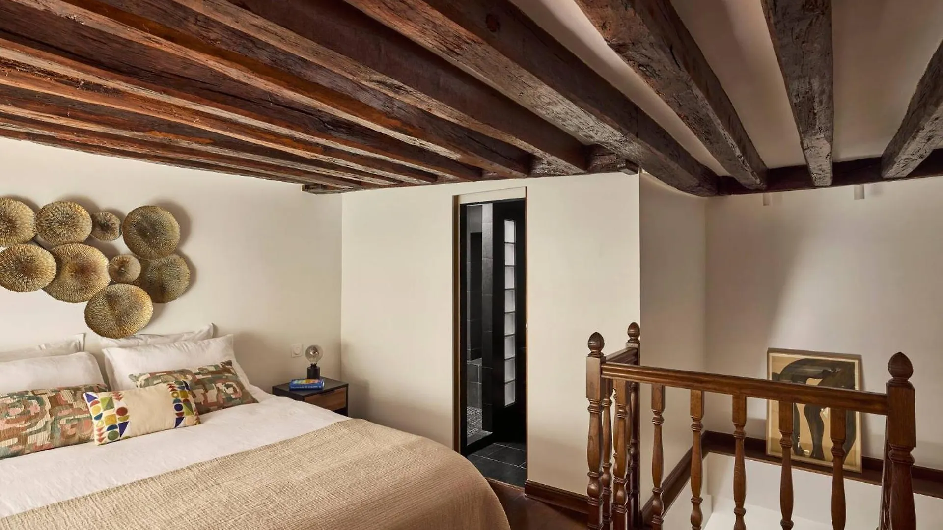 Un 1-Ch/1-Sdb Confortable- Place Des Vosges Paris