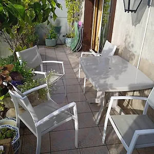 Апартаменты Chez Veronique, Париж