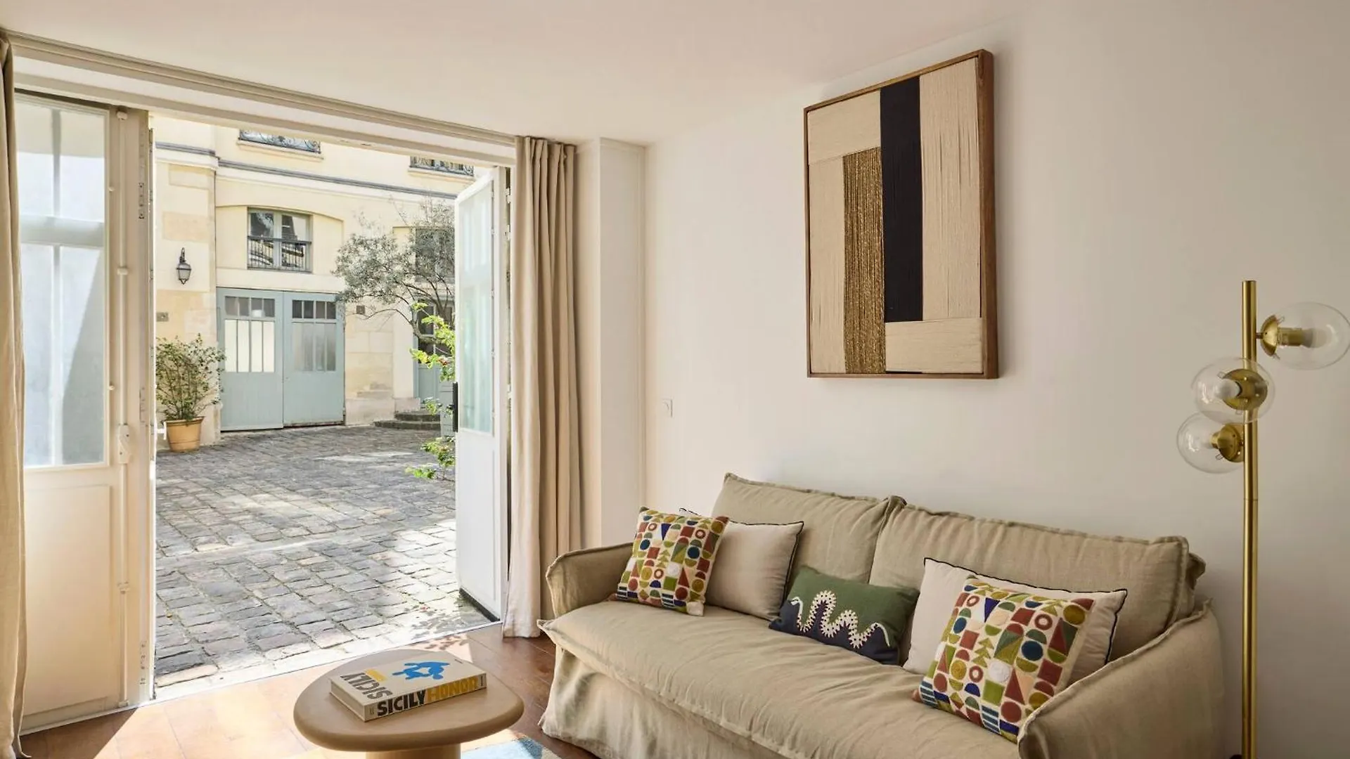 Διαμέρισμα Un 1-Ch/1-Sdb Confortable- Place Des Vosges Παρίσι Γαλλία